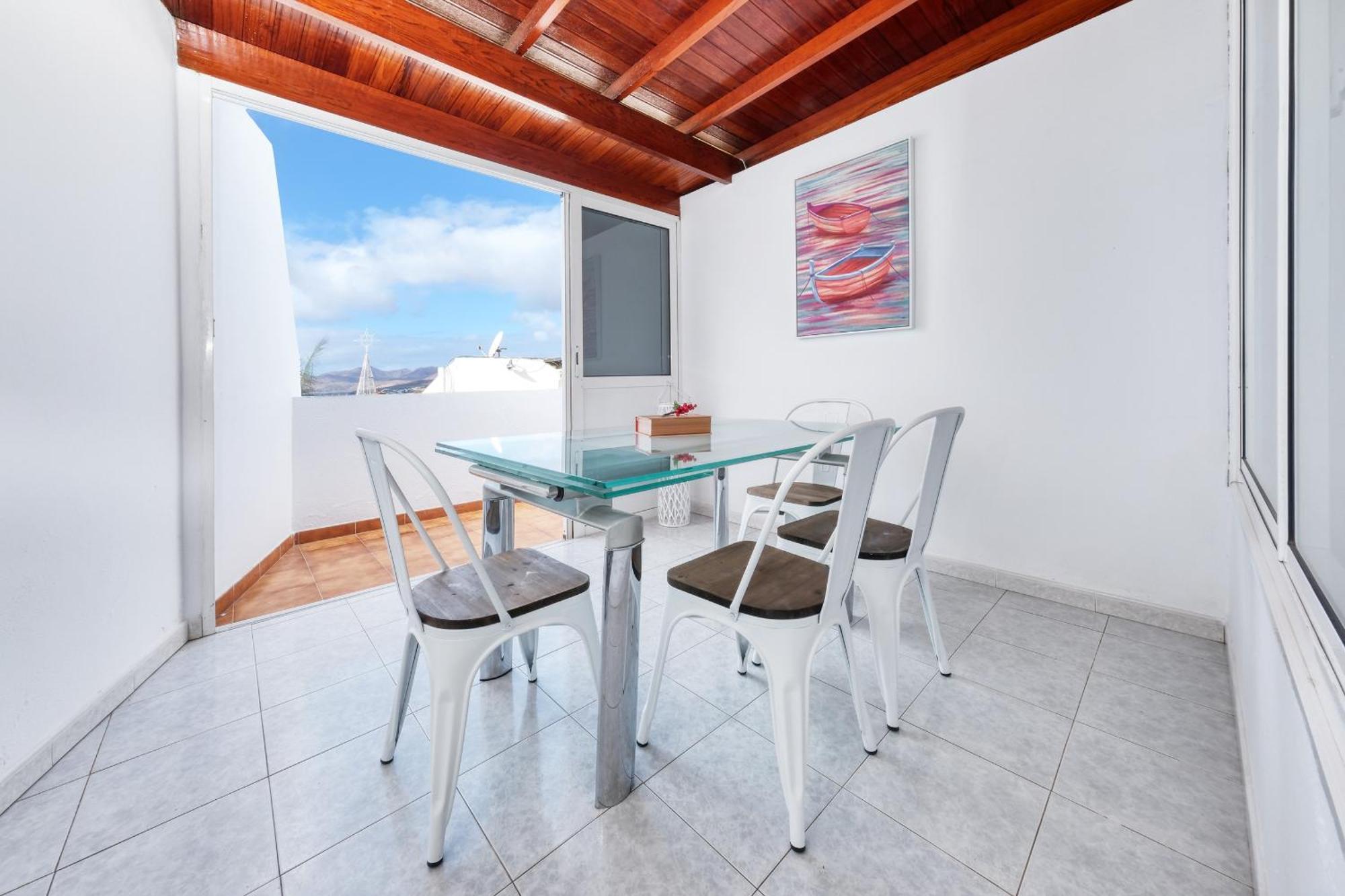 Casa El Varadero Central, Air-con, Sea Views * Puerto del Carmen (Lanzarote)